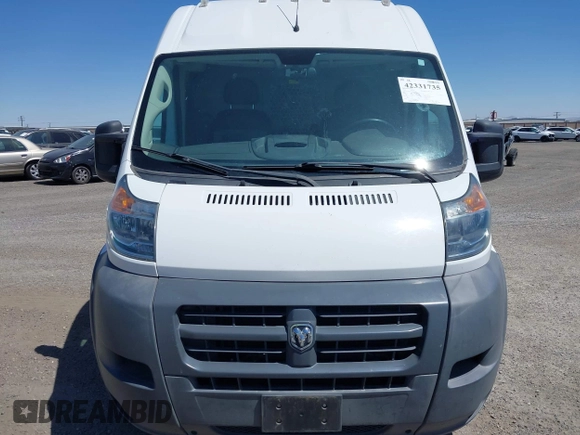 2018 Ram ProMaster Cargo z VIN 3C6URVHG3JE116329, wystawiony jako IAAI lot #42331735 z przebiegiem 161 377 mil mil oraz . Historia ofert i sprzedaży dostępna na DreamBid. Obrazek 12.