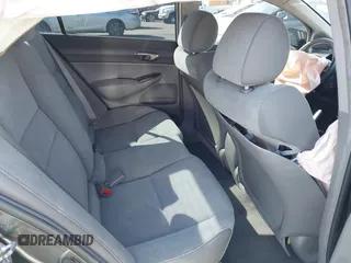 2009 Honda Civic LX z VIN 19XFA16539E021784, wystawiony jako IAAI lot #41674944 z przebiegiem 52 474 mil mil oraz . Historia ofert i sprzedaży dostępna na DreamBid. Obrazek 8.