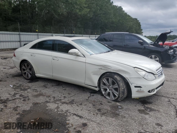 2008 Mercedes-Benz CLS-Class 5.5L with VIN WDDDJ72X18A130270, listed as a Copart auction lot 72983274 with 109,971 mi miles and Salvage Title. Bid and sale history available at carsss.com. Image 4.
