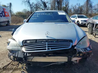 2010 Mercedes-Benz S-Class S 550 with VIN WDDNG8GB3AA317389, listed as a IAAI auction lot 41922862 with 219,260 mi miles. Bid and sale history available at carsss.com. Image 6.