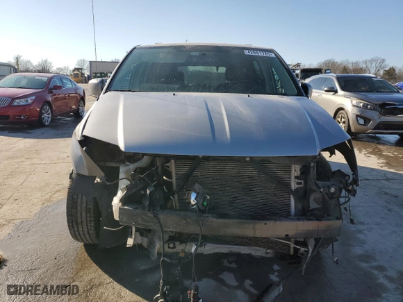 2014 Chrysler Town & Country Touring with VIN 2C4RC1BG8ER367417, listed as a Copart auction lot 42651785 with 111,394 mi miles and Salvage Title. Bid and sale history available at carsss.com. Image 5.