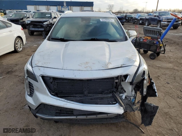 2020 Cadillac XT4 AWD Premium Luxury with VIN 1GYFZDR40LF024095, listed as a Copart auction lot 42299925 with 91,775 mi miles and Non Repairable. Bid and sale history available at carsss.com. Image 5.