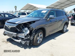 2021 Toyota Highlander L with VIN 5TDCZRAH9MS051141, listed as a IAAI auction lot 42228099 with 81,775 mi miles and . Bid and sale history available at DreamBid. Image 2.