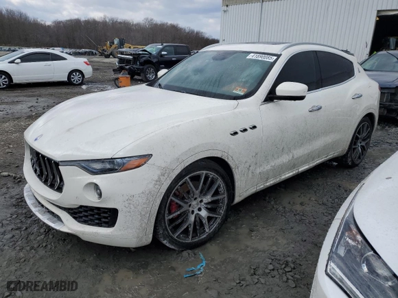 2017 Maserati Levante with VIN ZN661XUS0HX256507, listed as a Copart auction lot 41890085 with 0 miles and Salvage Title. Bid and sale history available at carsss.com. Image 1.