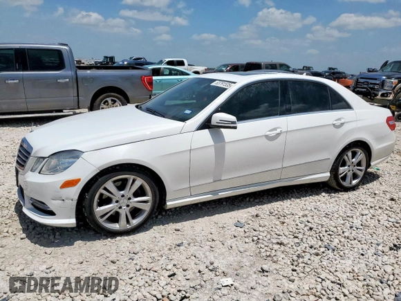 2013 Mercedes-Benz E 350 Luxury z VIN WDDHF5KB2DA682625, wystawiony jako Copart lot #63791535 z przebiegiem 73 381 mil mil oraz Szkoda całkowita • Salvage title. Historia ofert i sprzedaży dostępna na DreamBid. Obrazek 1.