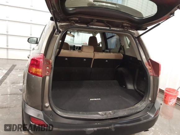 2013 Toyota RAV4 LE с VIN 2T3BFREV5DW103478, выставлен на аукционе IAAI как лот 42309608 с пробегом 95 303 миль миль и . История ставок и продаж доступна на DreamBid. Изображение 18.