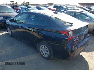 2020 Toyota Prius L Eco with VIN JTDKARFU1L3114502, listed as a IAAI auction lot 41134750 with 62,222 mi miles and . Bid and sale history available at DreamBid. Image 3.