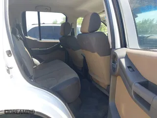 2005 Nissan Xterra S with VIN 5N1AN08W85C644846, listed as a IAAI auction lot 41942899 with 172,518 mi miles. Bid and sale history available at carsss.com. Image 8.