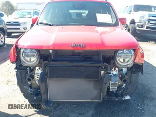 2019 Jeep Renegade Limited with VIN ZACNJAB1XKPK39077, listed as a IAAI auction lot 41864528 with 35,752 mi miles and . Bid and sale history available at DreamBid. Image 6.