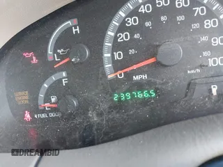 2000 Ford F-150 XL with VIN 1FTZX172XYNB36456, listed as a IAAI auction lot 41554603 with 239,766 mi miles. Bid and sale history available at carsss.com. Image 7.