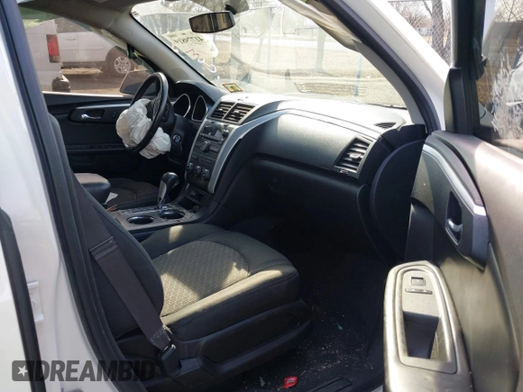 2012 Chevrolet Traverse 1LT z VIN 1GNKVGED7CJ108488, wystawiony jako IAAI lot #41779819 z przebiegiem 121 396 mil mil oraz . Historia ofert i sprzedaży dostępna na DreamBid. Obrazek 5.