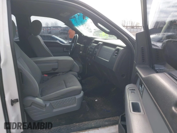 2013 Ford F-150 XL with VIN 1FTFX1CF5DKE26417, listed as a IAAI auction lot 41771173 with 198,632 mi miles. Bid and sale history available at carsss.com. Image 5.