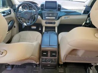 2017 Mercedes-Benz GLE 43 AMG с VIN 4JGDA6EB7HA934962, выставлен на аукционе Copart как лот 52124505 с пробегом 29 890 миль миль и Списание • Salvage title. История ставок и продаж доступна на DreamBid. Изображение 8.