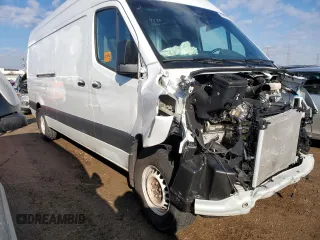 2023 Mercedes-Benz Sprinter with VIN W1Y4KCHY9PT145789, listed as a Copart auction lot 47091515 with 4,718 mi miles and Clean Title. Bid and sale history available at DreamBid. Image 4.