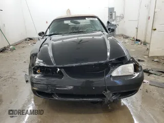 1994 Ford Mustang z VIN 1FALP45T2RF202440, wystawiony jako Copart lot #46273285 z przebiegiem 41 166 mil mil oraz Szkoda całkowita • Salvage title. Historia ofert i sprzedaży dostępna na DreamBid. Obrazek 5.