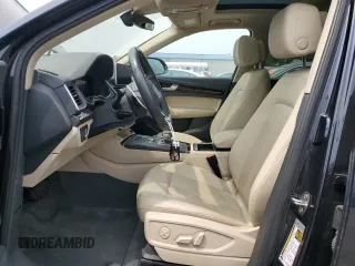 2018 Audi Q5 Premium z VIN WA1ANAFY2J2207174, wystawiony jako Copart lot #60834425 z przebiegiem 70 651 mil mil oraz Szkoda całkowita • Salvage title. Historia ofert i sprzedaży dostępna na DreamBid. Obrazek 7.
