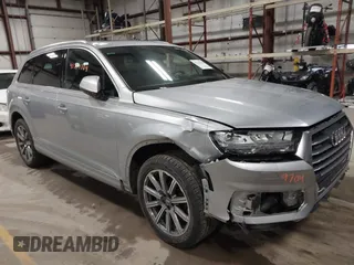 2018 Audi Q7 Premium Plus with VIN WA1LHAF76JD020886, listed as a IAAI auction lot 41719704 with 69,157 mi miles. Bid and sale history available at carsss.com. Image 1.