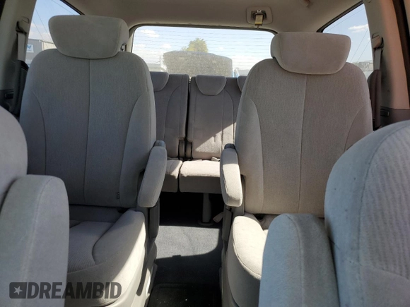 2008 Kia Sedona LX with VIN KNDMB233086232913, listed as a Copart auction lot 76707554 with 169,125 mi miles and Clean Title. Bid and sale history available at carsss.com. Image 10.