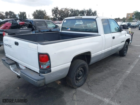 2000 Dodge Ram 1500 with VIN 1B7HC13Y5YJ167462, listed as a IAAI auction lot 41446564 with 141,260 mi miles. Bid and sale history available at carsss.com. Image 4.