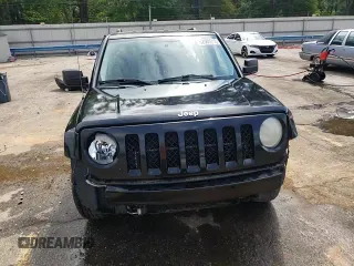 2014 Jeep Patriot Altitude z VIN 1C4NJPBA3ED729546, wystawiony jako Copart lot #52505015 z przebiegiem 202 650 mil mil oraz Szkoda całkowita • Salvage title. Historia ofert i sprzedaży dostępna na DreamBid. Obrazek 15.