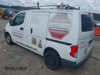 2014 Nissan NV200 S z VIN 3N6CM0KN8EK695903, wystawiony jako IAAI lot #41802909 z przebiegiem 249 813 mil mil oraz . Historia ofert i sprzedaży dostępna na DreamBid. Obrazek 3.