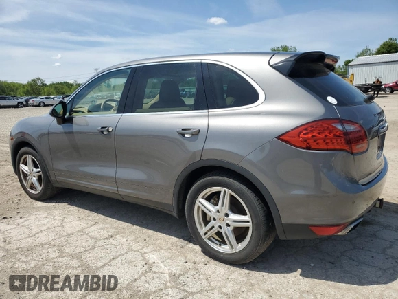 2012 Porsche Cayenne S с VIN WP1AB2A23CLA44604, выставлен на аукционе Copart как лот 58146455 с пробегом 370 299 миль миль и Списание • Salvage title. История ставок и продаж доступна на DreamBid. Изображение 2.