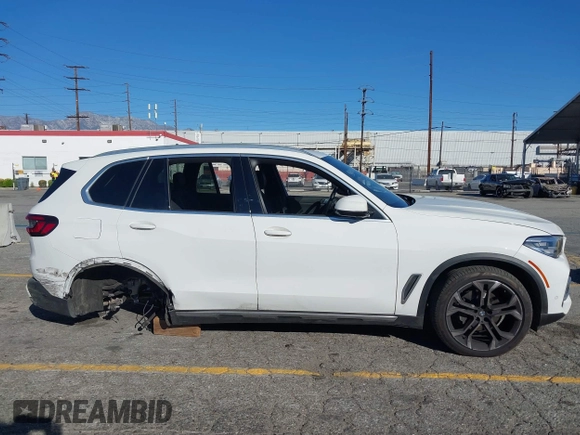 2022 BMW X5 sDrive40i with VIN 5UXCR4C04N9M61676, listed as a IAAI auction lot 41131319 with 29,731 mi miles. Bid and sale history available at carsss.com. Image 13.
