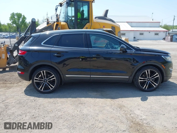 2017 Lincoln MKC Reserve с VIN 5LMTJ3DH8HUL49710, выставлен на аукционе IAAI как лот 42224457 с пробегом 106 392 миль миль и . История ставок и продаж доступна на DreamBid. Изображение 13.