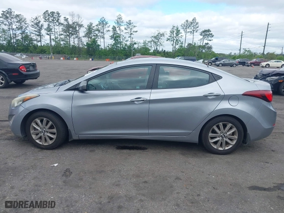 2015 Hyundai Elantra SE with VIN 5NPDH4AE9FH633720, listed as a IAAI auction lot 41983796 with 141,810 mi miles. Bid and sale history available at carsss.com. Image 14.