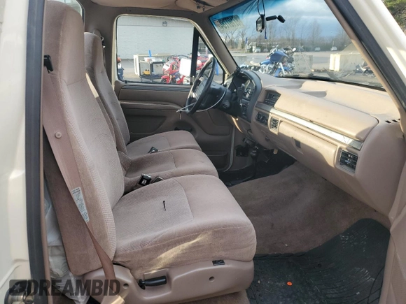 1995 Ford F-150 with VIN 1FTEF14H3SNA93998, listed as a Copart auction lot 87107784 with 0 mi miles and Salvage Title. Bid and sale history available at carsss.com. Image 7.