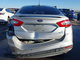 2014 Ford Fusion SE with VIN 1FA6P0HD6E5361164, listed as a IAAI auction lot 41647517 with 133,521 mi miles. Bid and sale history available at carsss.com. Image 17.