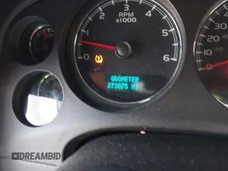 2007 Chevrolet Tahoe LT z VIN 1GNFC13017J319325, wystawiony jako IAAI lot #41846816 z przebiegiem 273 075 mil mil oraz . Historia ofert i sprzedaży dostępna na DreamBid. Obrazek 15.