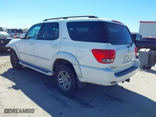 2005 Toyota Sequoia SR5 with VIN 5TDZT34AX5S252295, listed as a IAAI auction lot 41725776 with 236,512 mi miles. Bid and sale history available at carsss.com. Image 3.