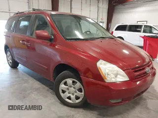 2010 Kia Sedona LX with VIN KNDMG4C35A6343380, listed as a IAAI auction lot 42042669 with 119,648 mi miles. Bid and sale history available at carsss.com. Image 1.