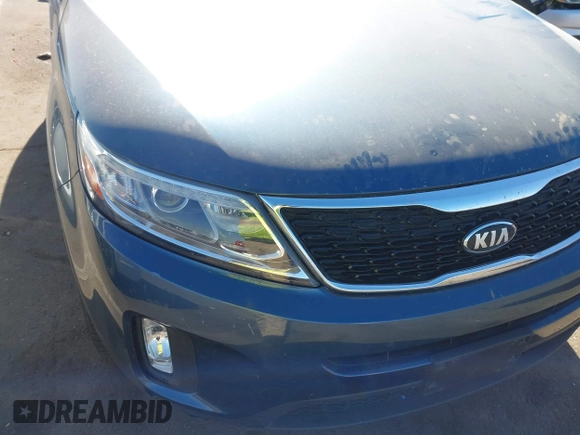 2014 Kia Sorento EX with VIN 5XYKUDA76EG490591, listed as a IAAI auction lot 41341726 with 116,601 mi miles. Bid and sale history available at carsss.com. Image 6.