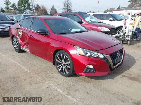 2019 Nissan Altima 2.5 SR with VIN 1N4BL4CV7KC113840, listed as a IAAI auction lot 41748943 with 82,930 mi miles. Bid and sale history available at carsss.com. Image 1.