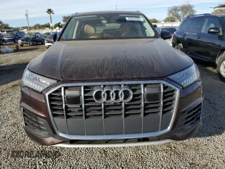 2020 Audi Q7 Prestige with VIN WA1VXAF78LD006406, listed as a Copart auction lot 42026085 with 83,208 mi miles and Clean title. Bid and sale history available at DreamBid. Image 5.
