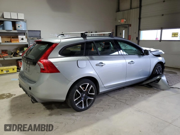 2018 Volvo V60 Dynamic with VIN YV140MEL4J2379919, listed as a Copart auction lot 47984895 with 84,059 mi miles and Salvage Title. Bid and sale history available at carsss.com. Image 3.