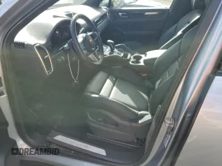 2023 Porsche Cayenne z VIN WP1AA2AY1PDA02553, wystawiony jako Copart lot #79032094 z przebiegiem Nie podano mil oraz Nie do naprawy • Non repairable. Historia ofert i sprzedaży dostępna na DreamBid. Obrazek 7.
