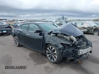 2016 Nissan Maxima SR z VIN 1N4AA6AP9GC386237, wystawiony jako IAAI lot #42166280 z przebiegiem 130 091 mil mil oraz . Historia ofert i sprzedaży dostępna na DreamBid. Obrazek 1.