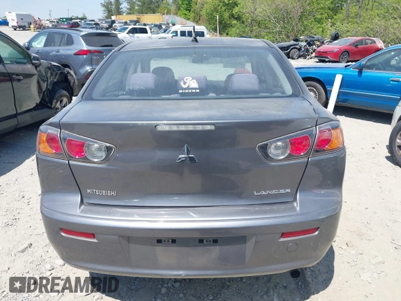 2011 Mitsubishi Lancer ES z VIN JA32U2FU0BU031133, wystawiony jako IAAI lot #42046429 z przebiegiem 279 551 mil mil oraz . Historia ofert i sprzedaży dostępna na DreamBid. Obrazek 16.