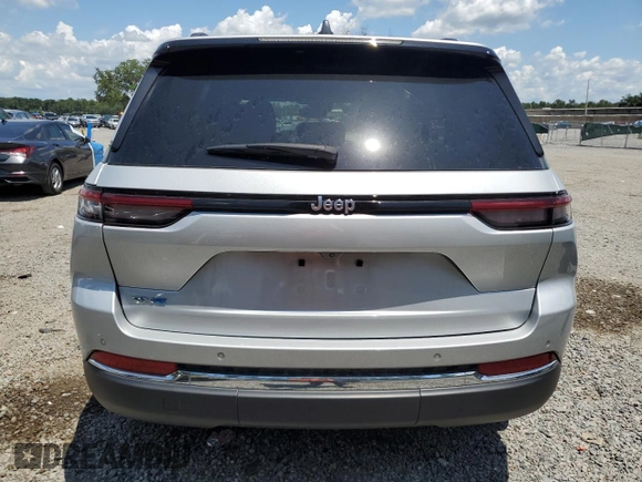 2024 Jeep Grand Cherokee with VIN 1C4RJYB60RC171086, listed as a Copart auction lot 62370595 with 34,335 mi miles and Clean title. Bid and sale history available at DreamBid. Image 6.