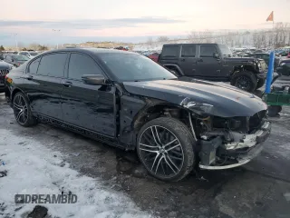 2018 BMW 7 Series 740e xDrive iPerformance with VIN WBA7J2C59JG938180, listed as a Copart auction lot 85343184 with 35,860 mi miles and Salvage Title. Bid and sale history available at carsss.com. Image 4.