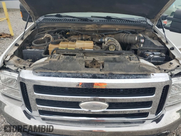 2000 Ford F-250 XL with VIN 1FTNW21F3YEC28124, listed as a Copart auction lot 55389625 with 378,509 mi miles and Clean title. Bid and sale history available at DreamBid. Image 11.