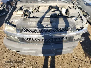 2004 Chevrolet Avalanche Z71 with VIN 3GNEK12T74G282207, listed as a Copart auction lot 73114084 with 205,688 mi miles and Salvage Title. Bid and sale history available at carsss.com. Image 11.