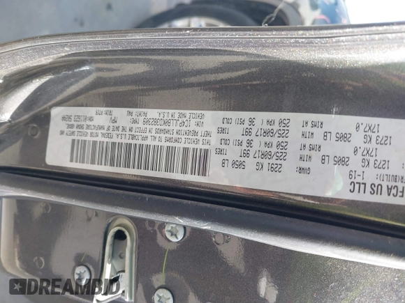 2019 Jeep Cherokee Latitude Plus with VIN 1C4PJLLB0KD382309, listed as a IAAI auction lot 41812968 with 144,368 mi miles. Bid and sale history available at carsss.com. Image 9.