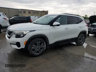2021 Kia Seltos S z VIN KNDEU2AA8M7189832, wystawiony jako Copart lot #55741805 z przebiegiem 68 691 mil mil oraz Szkoda całkowita • Salvage title. Historia ofert i sprzedaży dostępna na DreamBid. Obrazek 1.