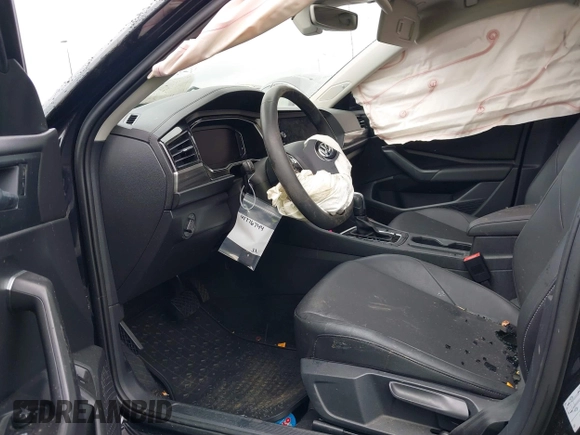 2020 Volkswagen Jetta SEL with VIN 3VWE57BU9LM085726, listed as a IAAI auction lot 41776744 with 81,393 mi miles and . Bid and sale history available at DreamBid. Image 5.