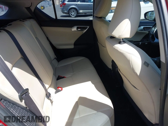 2011 Lexus CT 200h z VIN JTHKD5BH6B2021857, wystawiony jako IAAI lot #42047488 z przebiegiem 99 887 mil mil oraz . Historia ofert i sprzedaży dostępna na DreamBid. Obrazek 8.