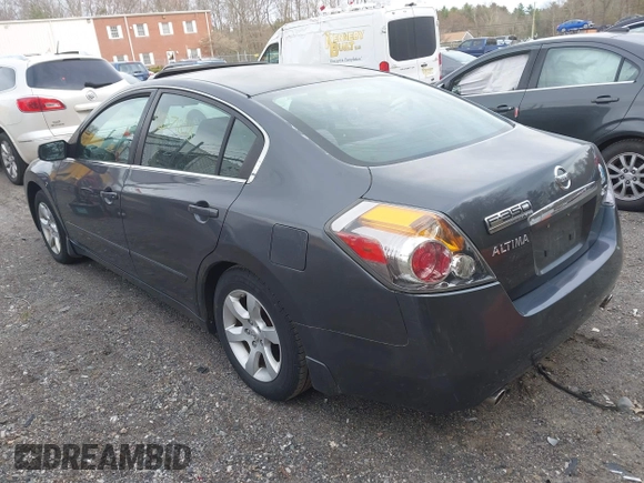 2007 Nissan Altima 2.5 S with VIN 1N4AL21E77C213186, listed as a IAAI auction lot 42071858 with 177,739 mi miles. Bid and sale history available at carsss.com. Image 3.
